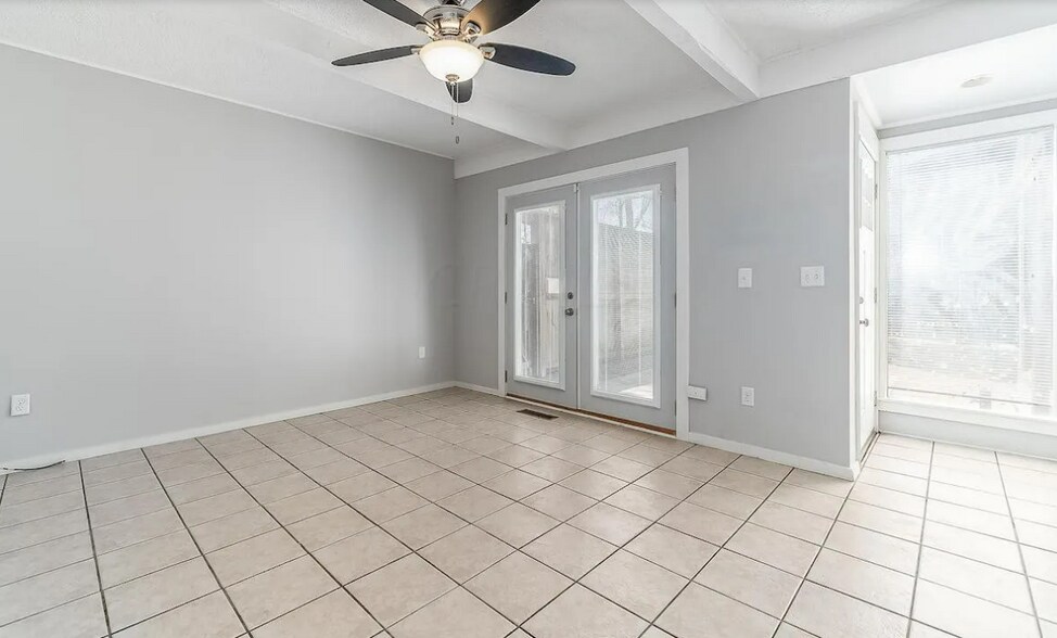 Building Photo - 5442 Worthington Forest Pl W