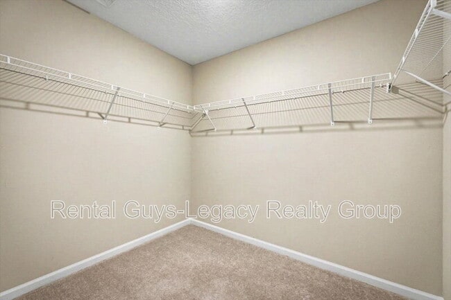Building Photo - 10323 Alder Creek Ln