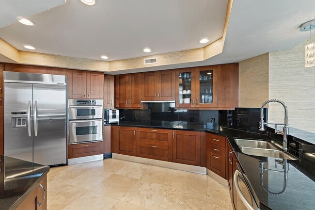 Building Photo - 3630 Gardens Pkwy