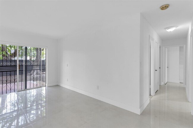 Building Photo - 13011 SW 80th St