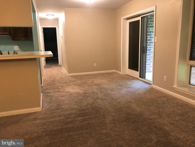 Building Photo - 23240 Chestnut Oak Ct