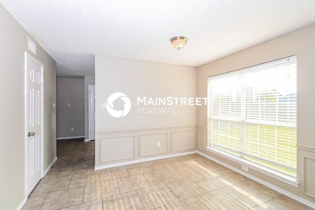 Building Photo - 3 Bedroom Pet-Friendly Home in Irving, TX ...