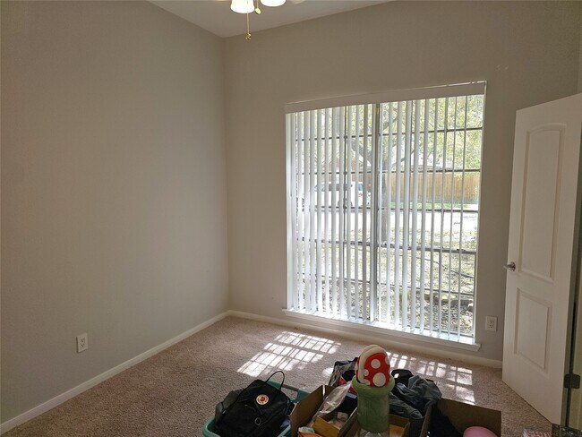 Building Photo - 19734 Glenfinch Ln