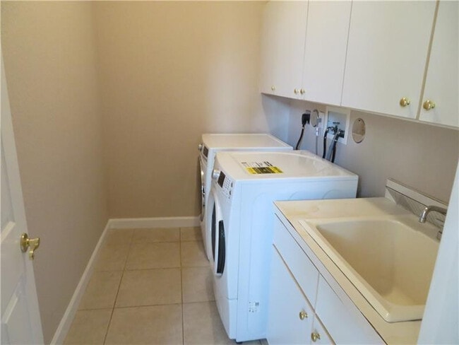 Building Photo - 19430 SW 30th St