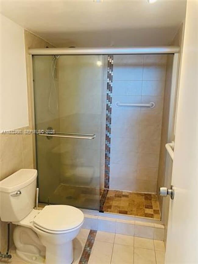 Building Photo - 2333 Brickell Ave