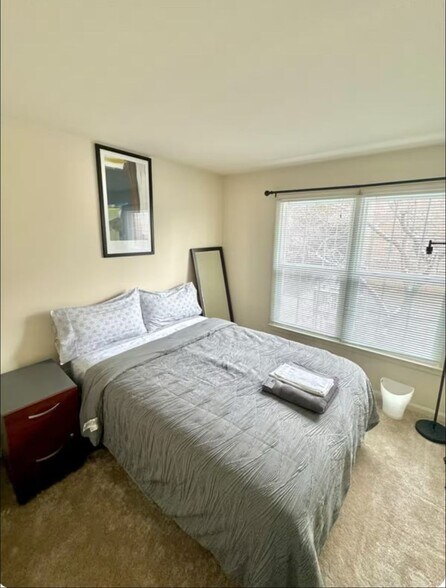 Building Photo - 10946 Rampart Way