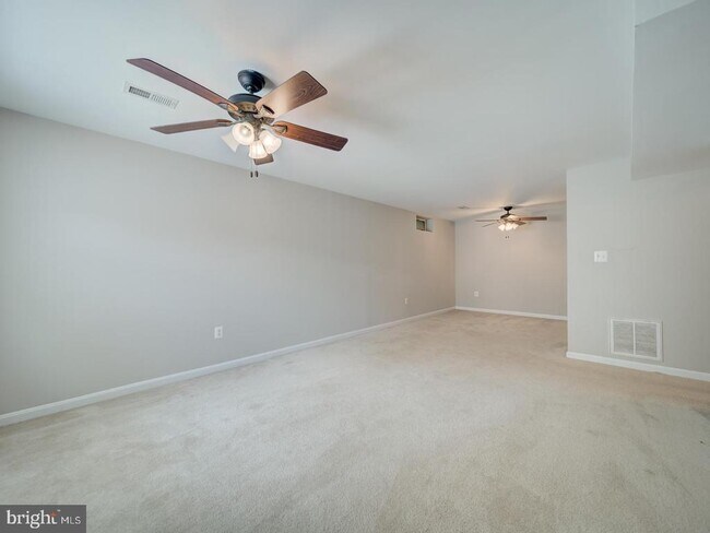 Building Photo - 6311 Hot Spring Ln