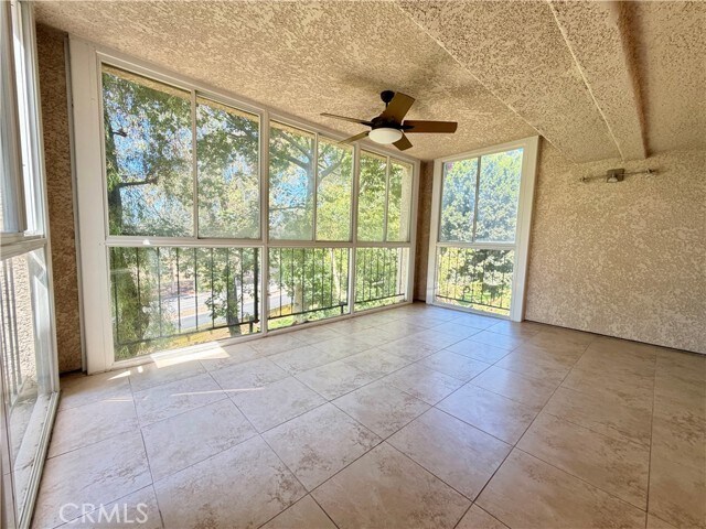 Building Photo - 5500 Paseo Del Lago W