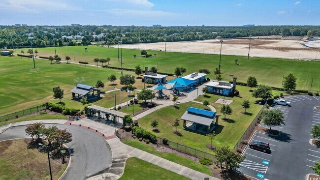 Building Photo - 300 Champion Boulevard Unit Cherry Grove