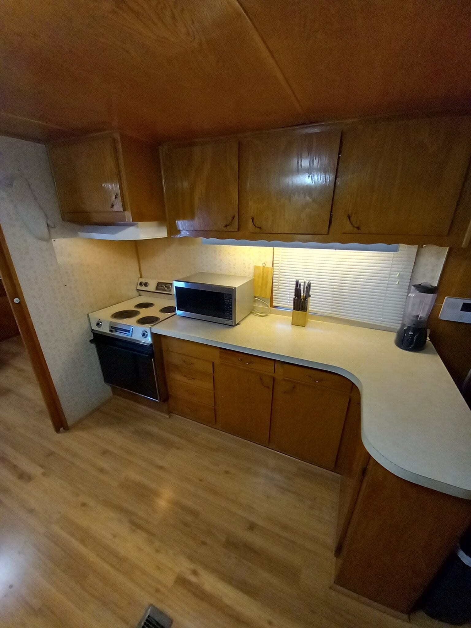 Building Photo - 2063 S Coyote Ave