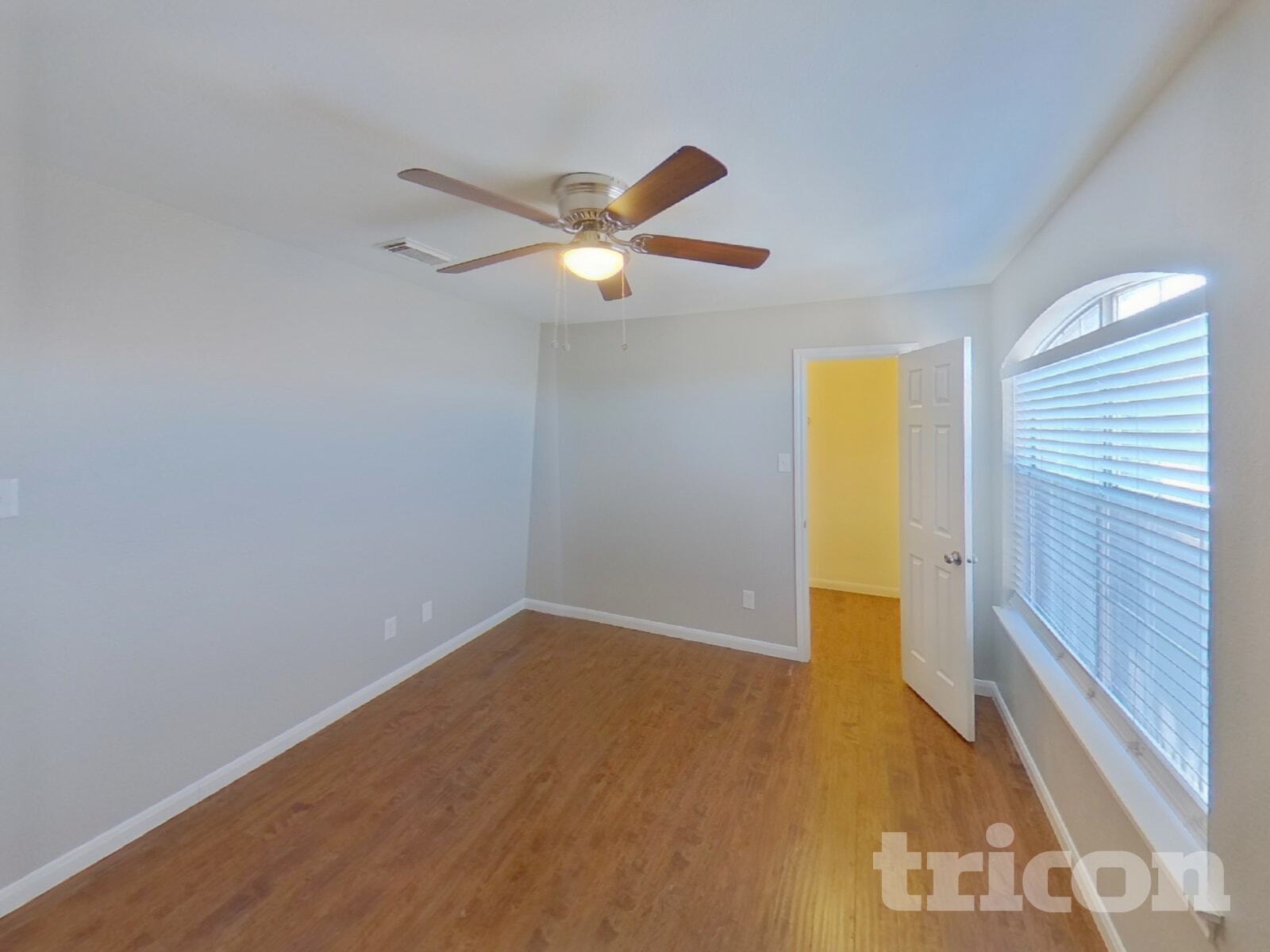 Building Photo - 3416 Tulip Ln