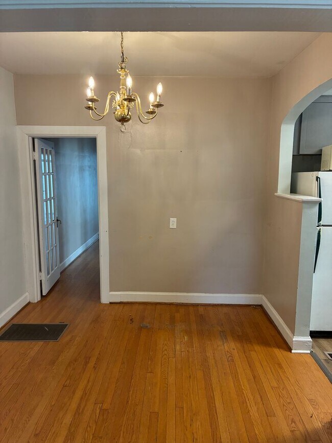 Building Photo - 815wj