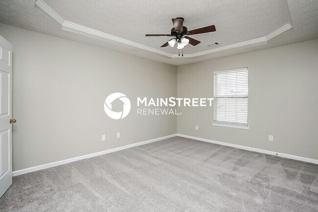 Building Photo - 3 Bedroom Pet-Friendly Home in Nashville, TN with Main Street Renewal