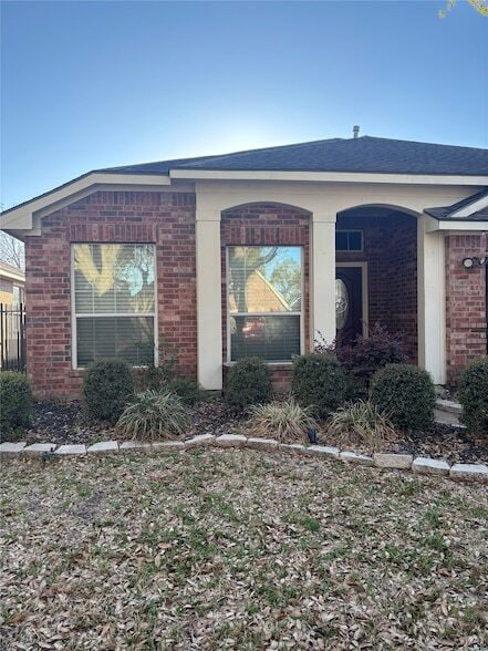 Building Photo - 10715 Lyndon Meadows Dr