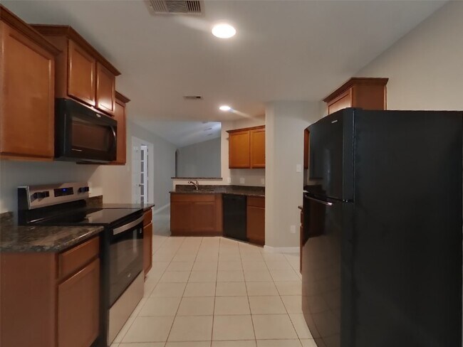 Building Photo - 308 Summer Horse Dr