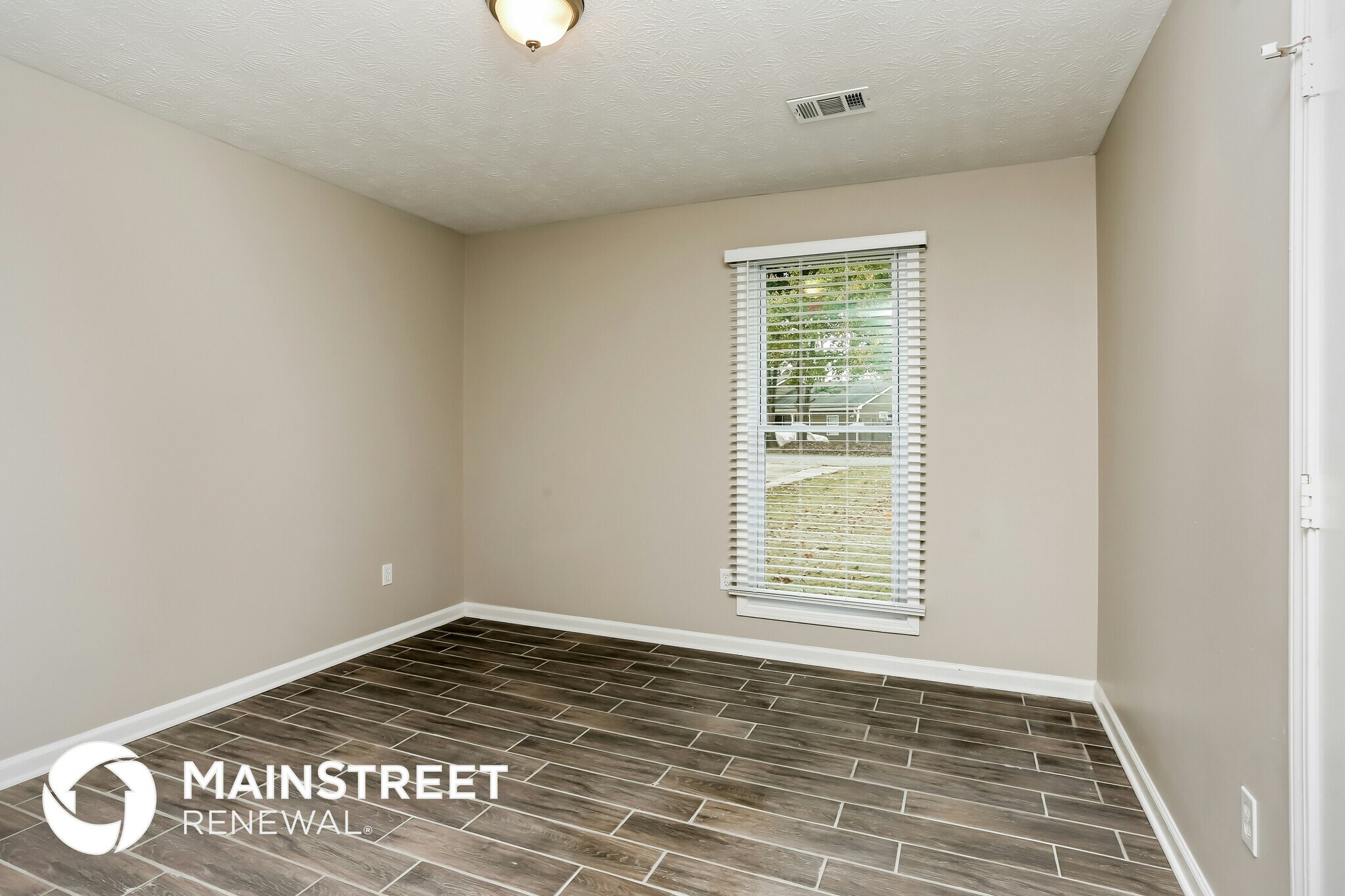 Building Photo - 2066 Marshes Glenn Dr