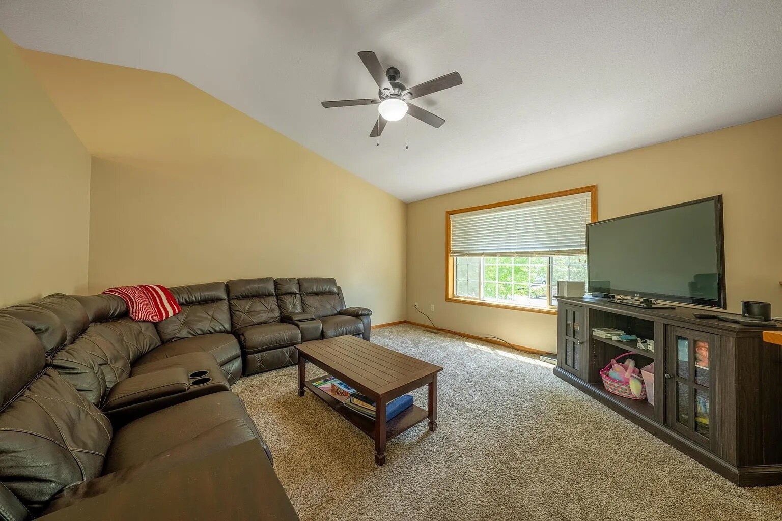 Building Photo - 1281 Applewood Way