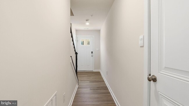 Building Photo - 466 Still Feather Ave