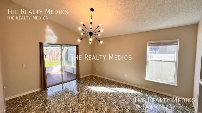 Building Photo - 14405 Lake Price Dr