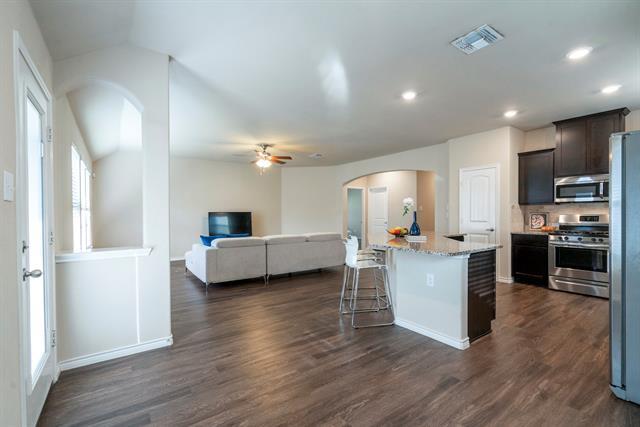 Building Photo - 2917 Colorado Dr