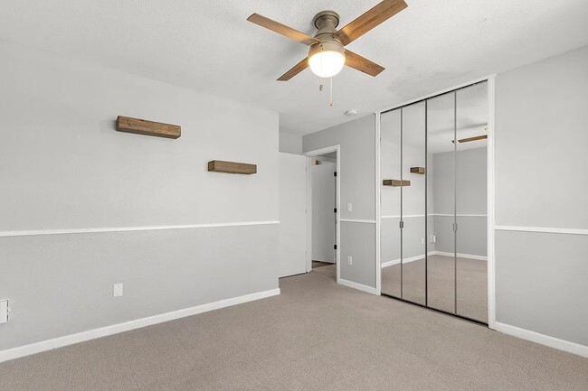 Building Photo - 2567 E 124th Pl