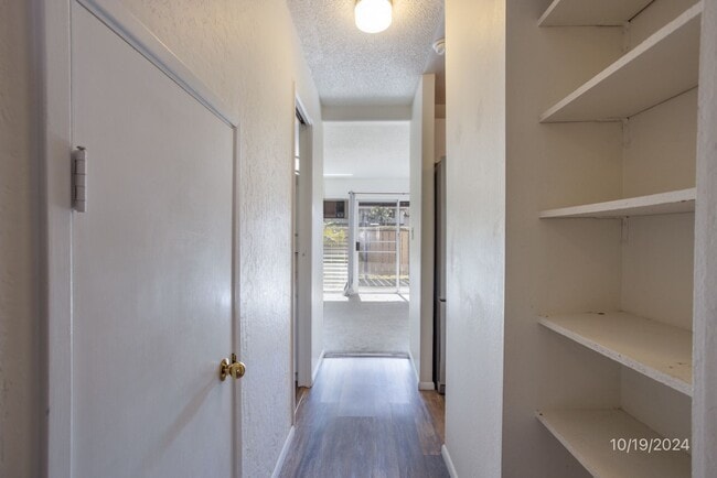 Building Photo - $2,6700 / 2 Bed 1.5 Bath IN MILILANI  (WATER&SEWER INCLUDED)