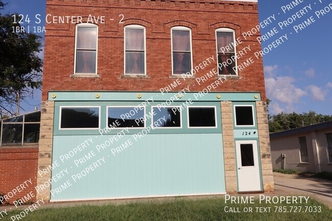 Primary Photo - 124 S Center Ave