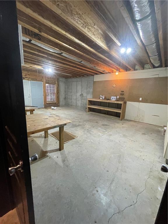 Building Photo - 1370 Springwood Dr NW