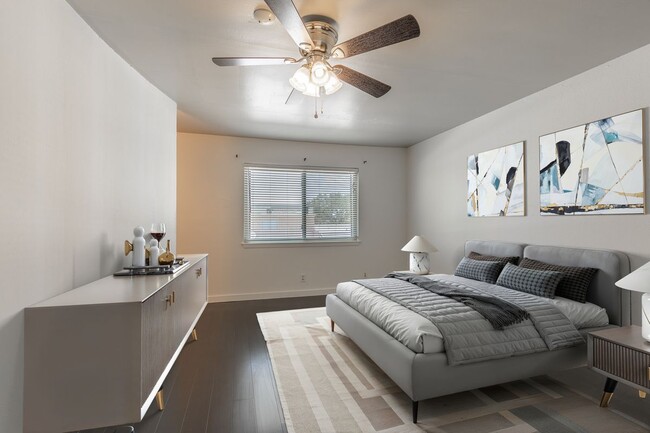 Building Photo - 6746 Crown Ridge