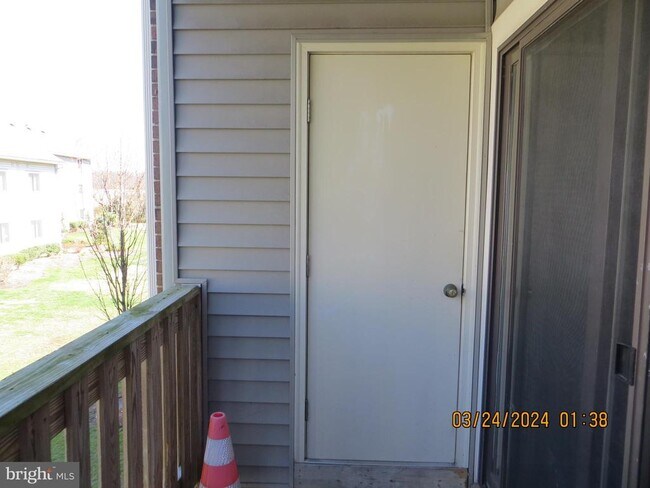 Building Photo - 1009 Ravens Crest Dr