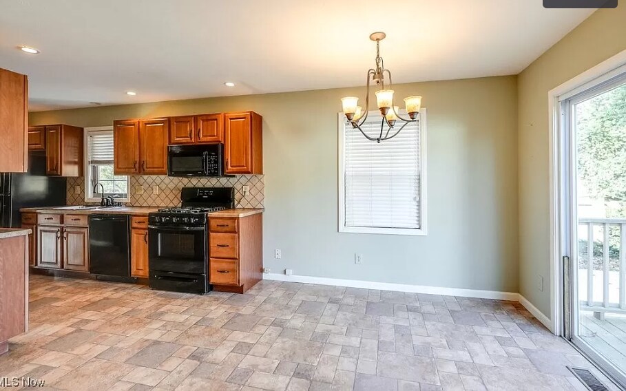 Kitchen-Dining - 28008 Sites Rd