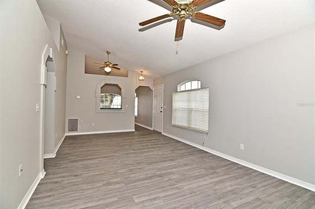 Building Photo - 109 Holloway Ct
