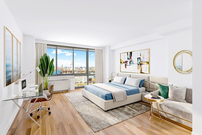 Interior Photo - 4705 Center Boulevard