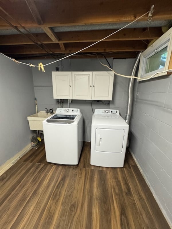 Building Photo - 241 Cedarmere Cir