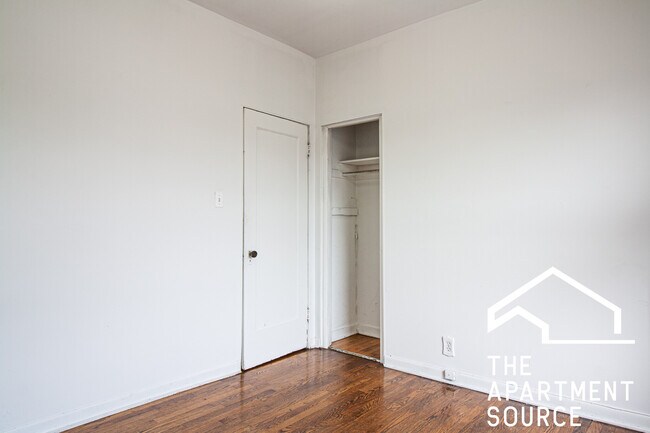 Building Photo - 3024 N Halsted St