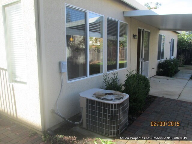 Building Photo - West Roseville 2100sqft, 3 Bedroom (office...