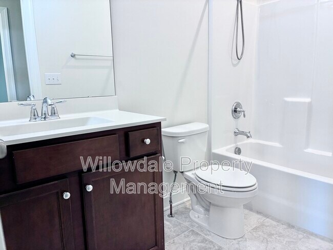 Building Photo - 4321 Mosaic Ct