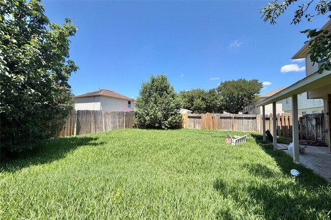 Building Photo - 21618 Misty Fall Ln