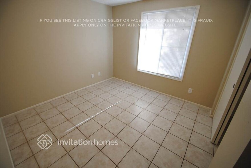 Building Photo - 6055 S 42nd St