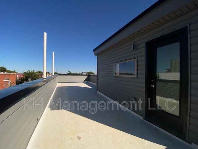 Building Photo - 976 N 45th St