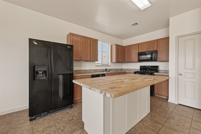 Building Photo - 19507 Midnight Glen Dr