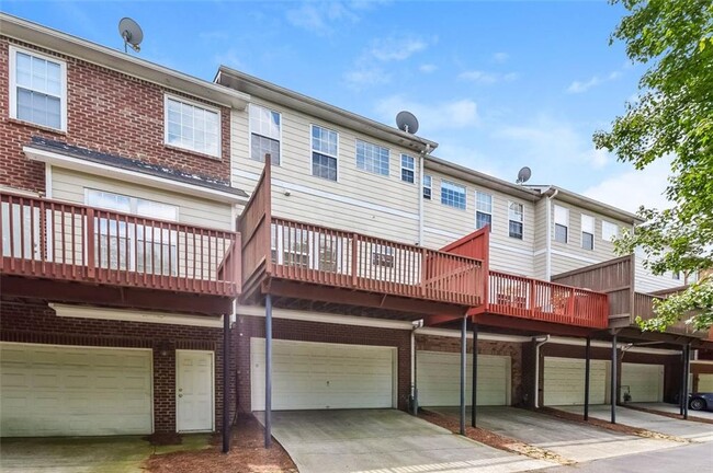 Building Photo - 1783 Highlands View Dr