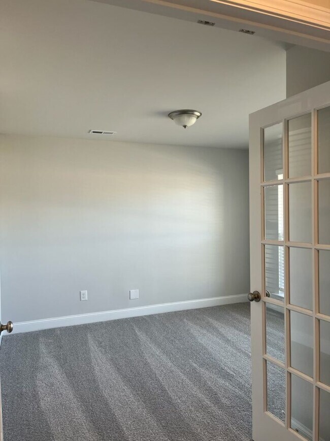 Building Photo - MADISON City Schools! MOVE IN READY NEW 4BR