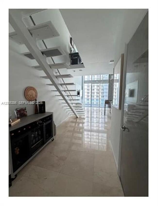 Building Photo - 690 SW 1st Ct