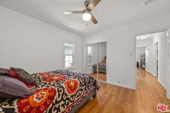 Building Photo - 612 W 105th St