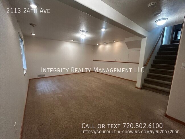 Building Photo - 2113 24th Ave