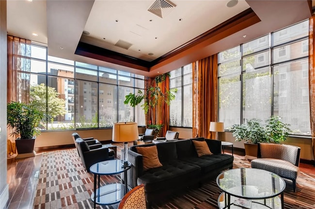 Building Photo - 1650 Fillmore St