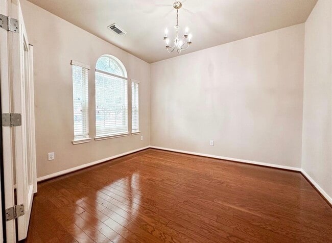 Building Photo - 11815 Champions Grove Ln