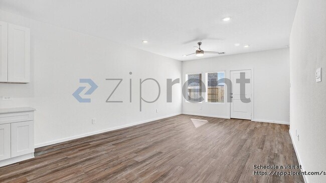 Building Photo - 3076 Dylan Skyland Dr