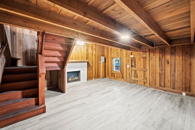 Building Photo - Move-In Special Available! Charming Cabin with Modern Finishes!